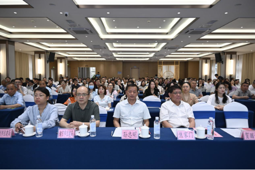 转发《技术引领提质效　规范从业守初心 广西建筑业联合会扎实开展招投标领域新政策公益培训》